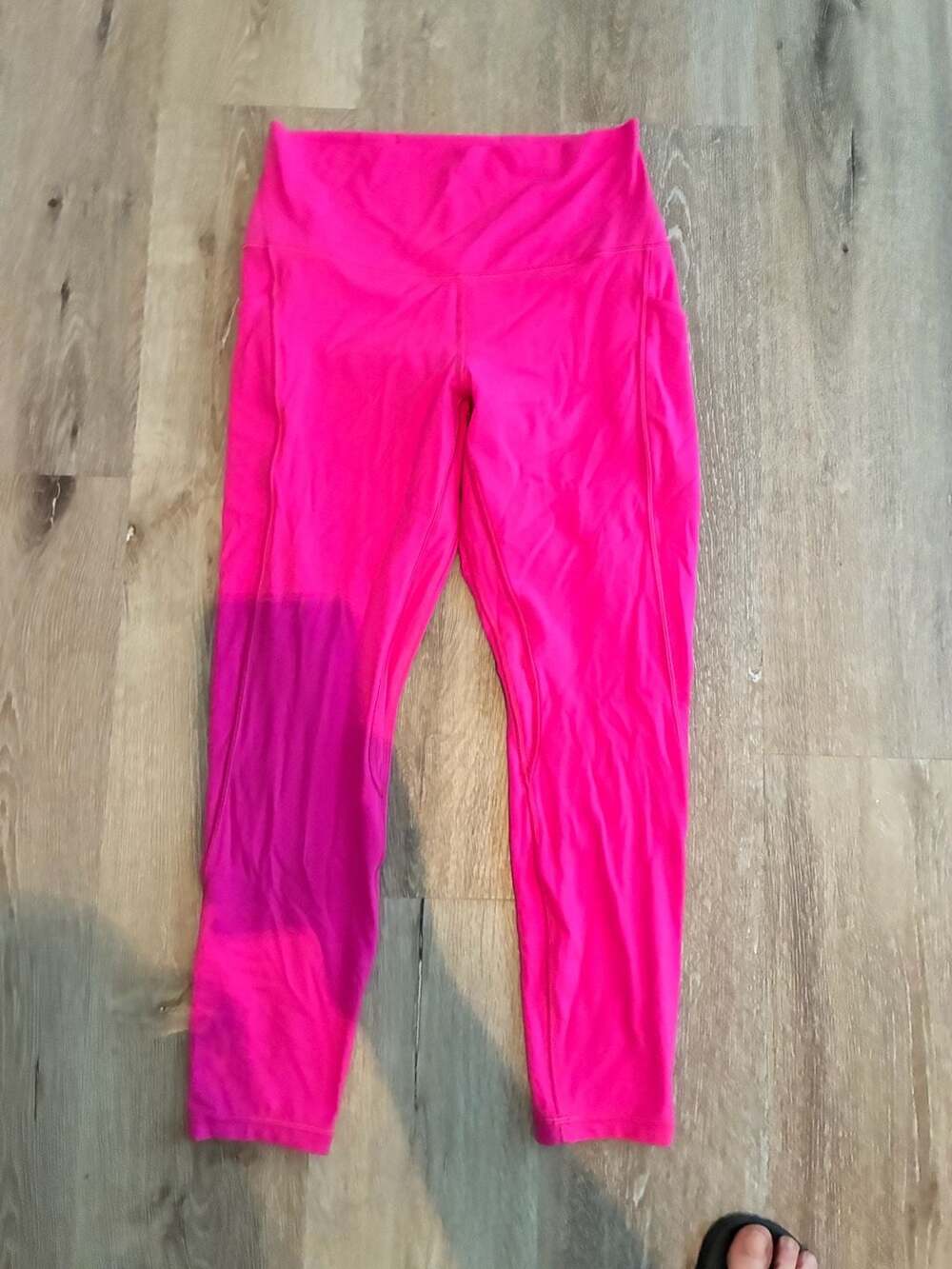 Lululemon Athletica Hot Pink High-Rise Yoga Leggings with Pockets Size 10